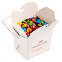 WHITE CARDBOARD NOODLE BOX WITH M&Ms 100G
